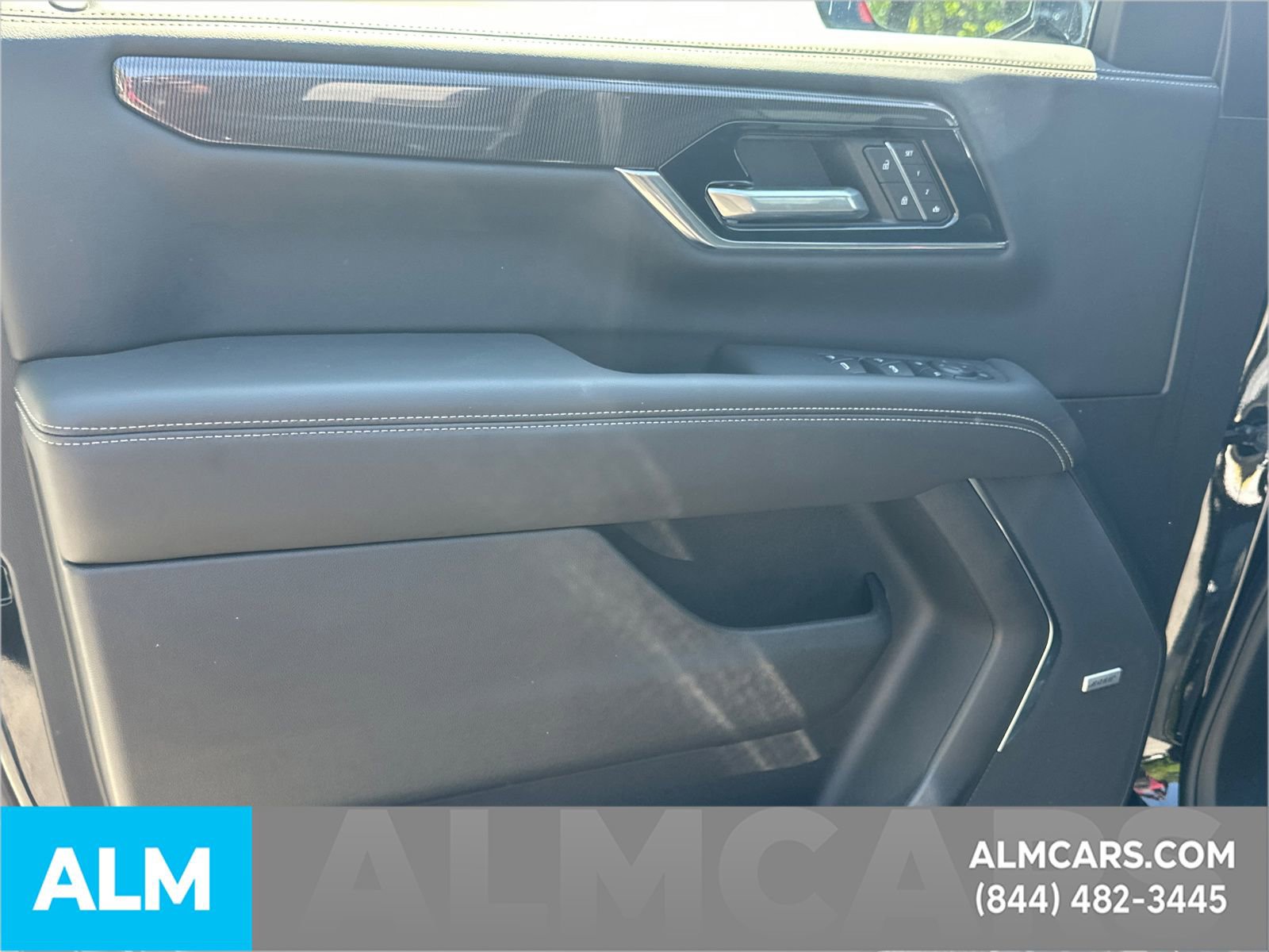 Used 2026 GMC Yukon XL Elevation AWD/4WD image 11