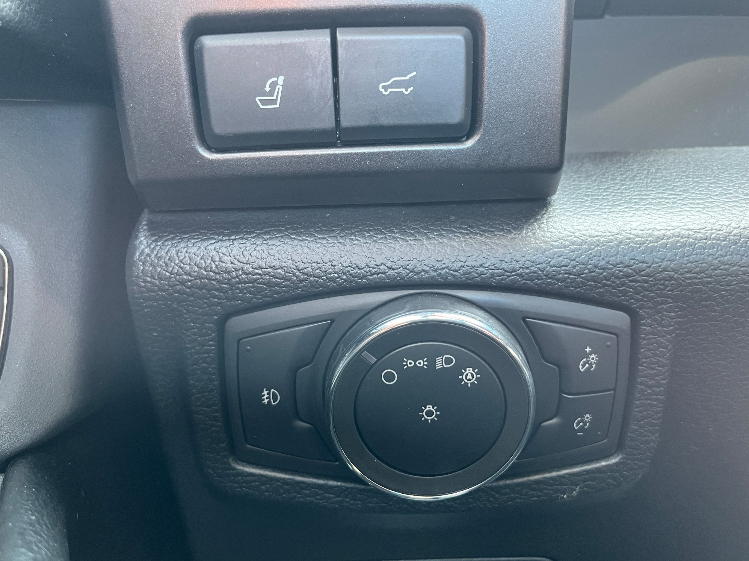Certified 2020 Ford Expedition Max Limited w/ Equipment Group 302A AWD/4WD image 23