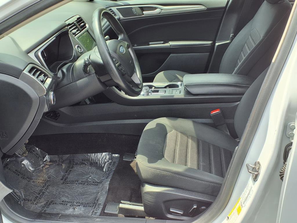 Certified 2020 Ford Fusion SE image 8