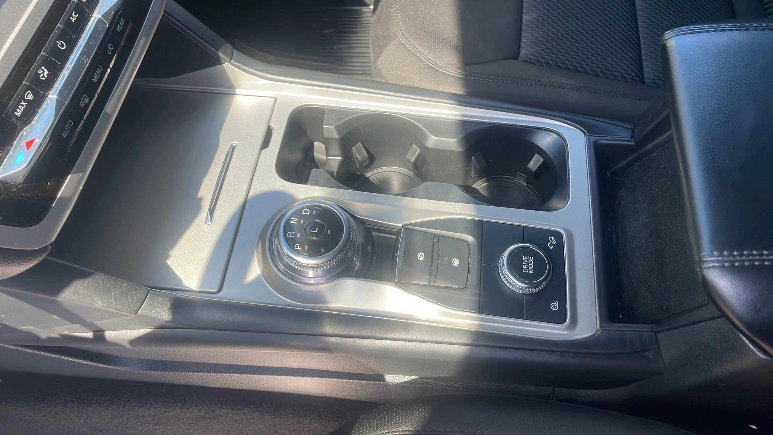 Certified 2023 Ford Explorer XLT AWD/4WD image 25
