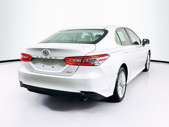 Used 2018 Toyota Camry L image 8