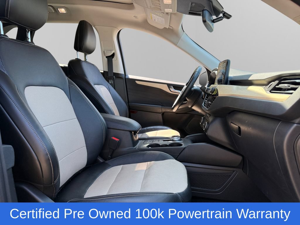 Certified 2022 Ford Escape Titanium w/ Titanium Elite Package AWD/4WD image 15