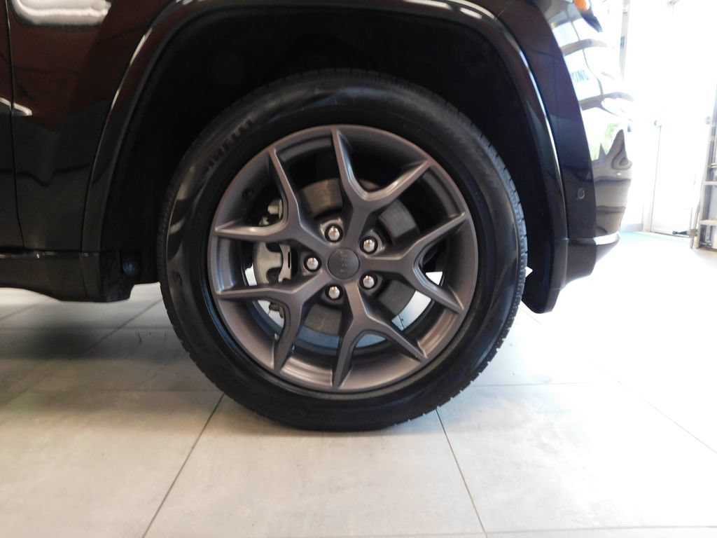 Used 2021 Jeep Grand Cherokee Limited w/ Quick Order Package 28K 80th AWD/4WD image 9