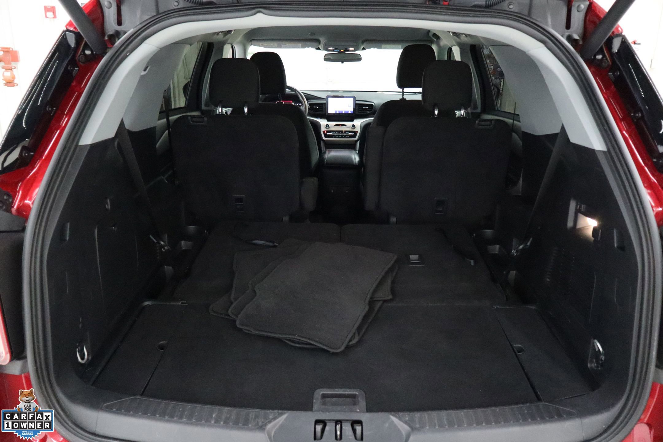 Certified 2023 Ford Explorer XLT image 27