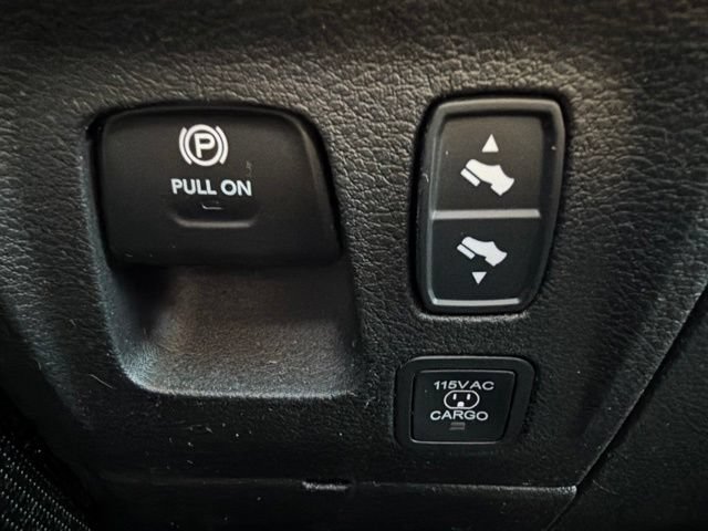 Used 2025 RAM 1500 Limited AWD/4WD image 36