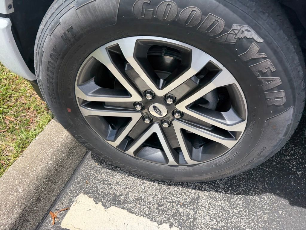 Certified 2023 Ford F150 XL w/ STX Appearance Package RWD image 6