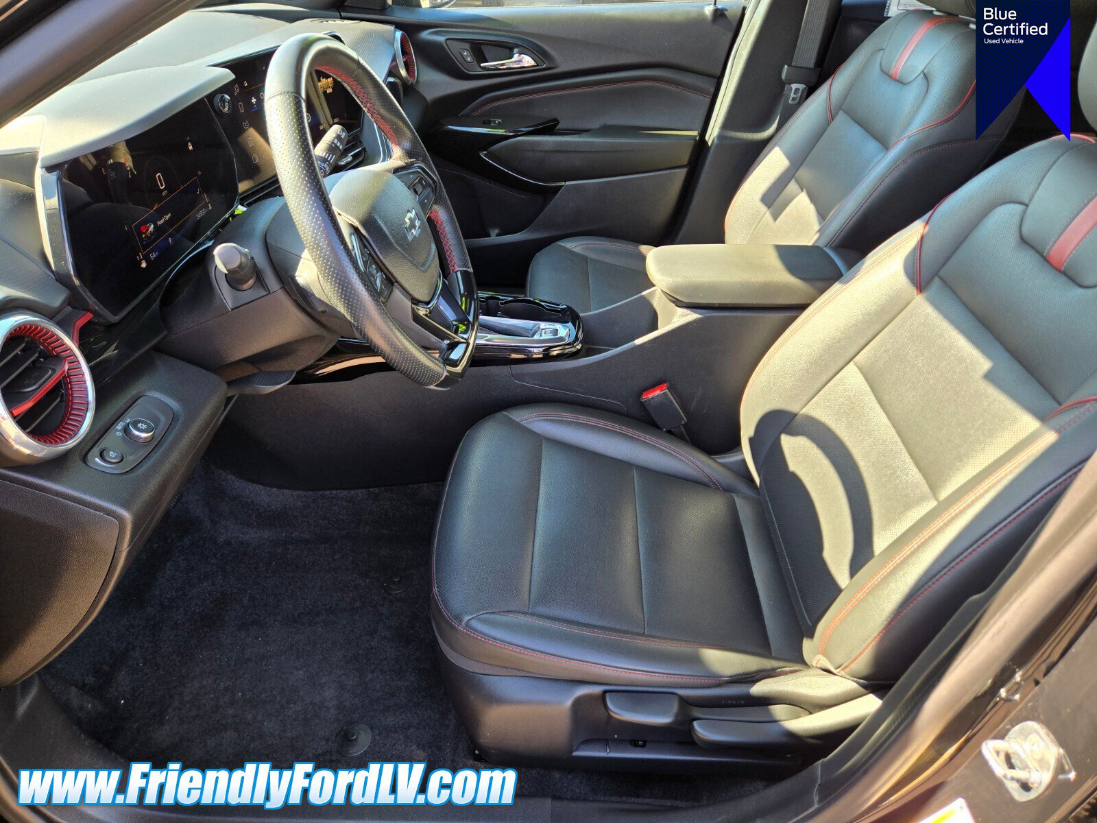 Used 2024 Chevrolet Trax RS FWD image 9