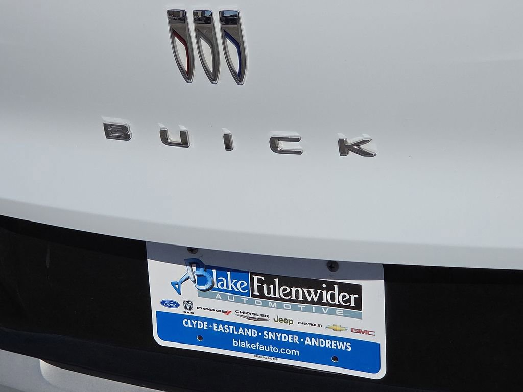 Used 2024 Buick Envista Sport Touring w/ Convenience I Package image 17