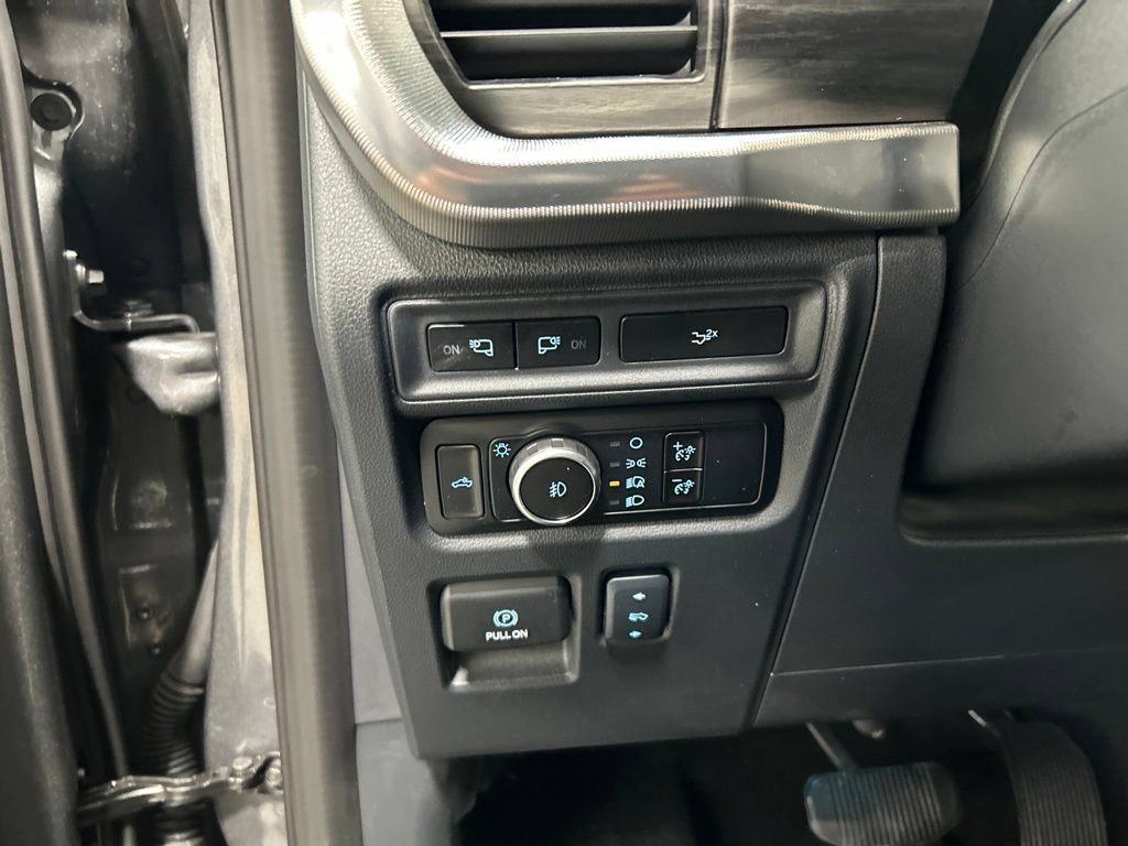 Certified 2024 Ford F150 Lariat w/ Tow/Haul Package AWD/4WD image 14