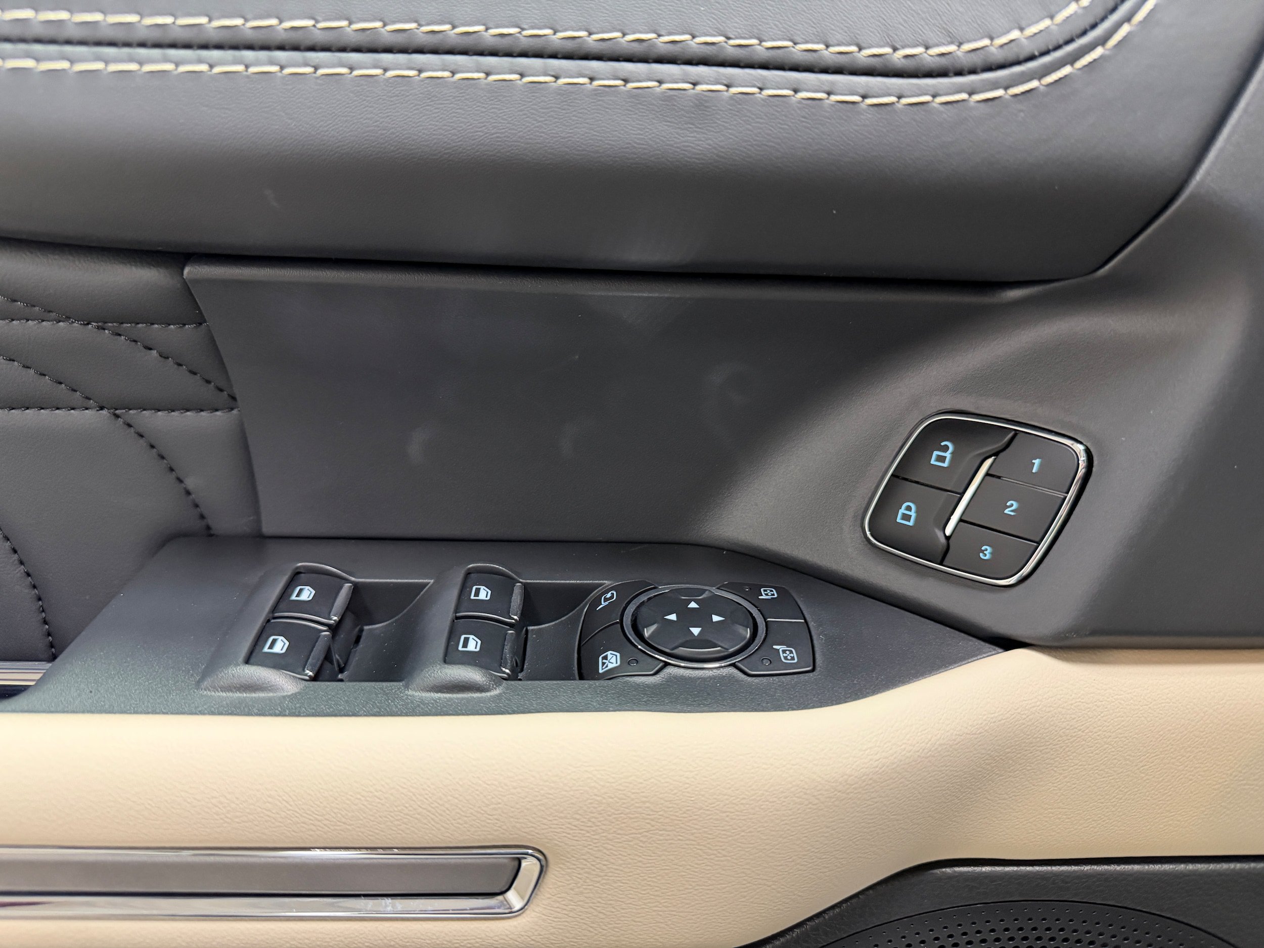 Certified 2024 Ford Expedition Max Platinum AWD/4WD image 15