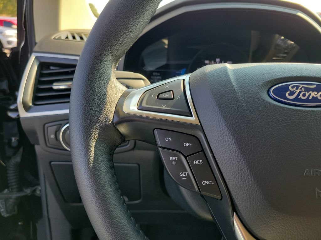 Certified 2024 Ford Edge SEL w/ Convenience Package AWD/4WD image 24