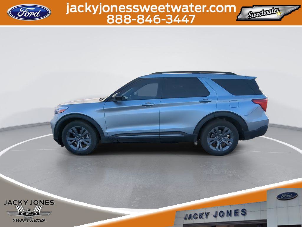 Certified 2023 Ford Explorer XLT w/ Equipment Group 202A image 5