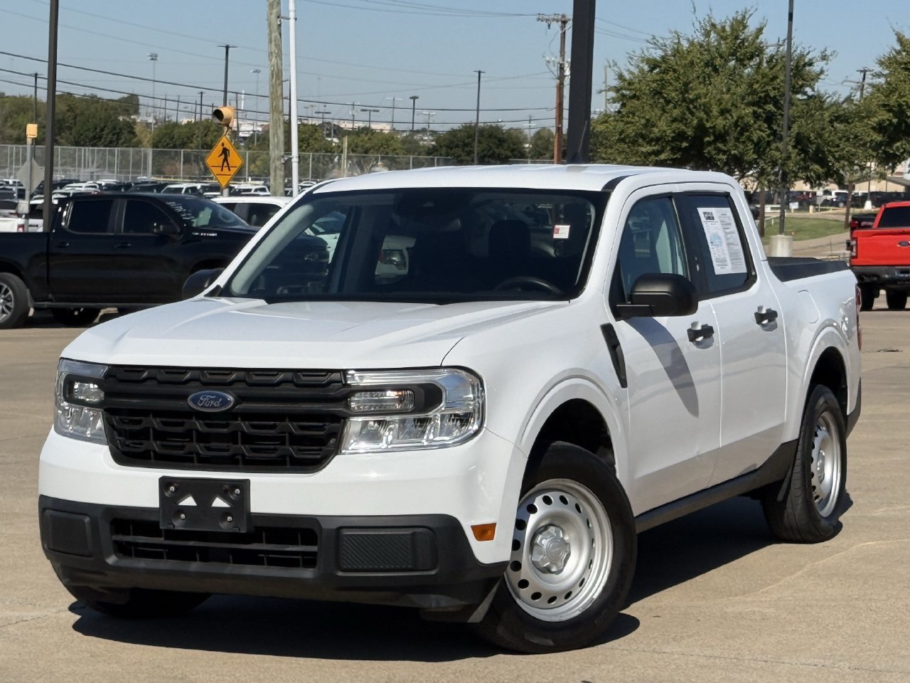 Certified 2022 Ford Maverick XL FWD image 2