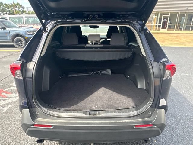 Used 2025 Toyota RAV4 XLE w/ Convenience Package FWD image 32