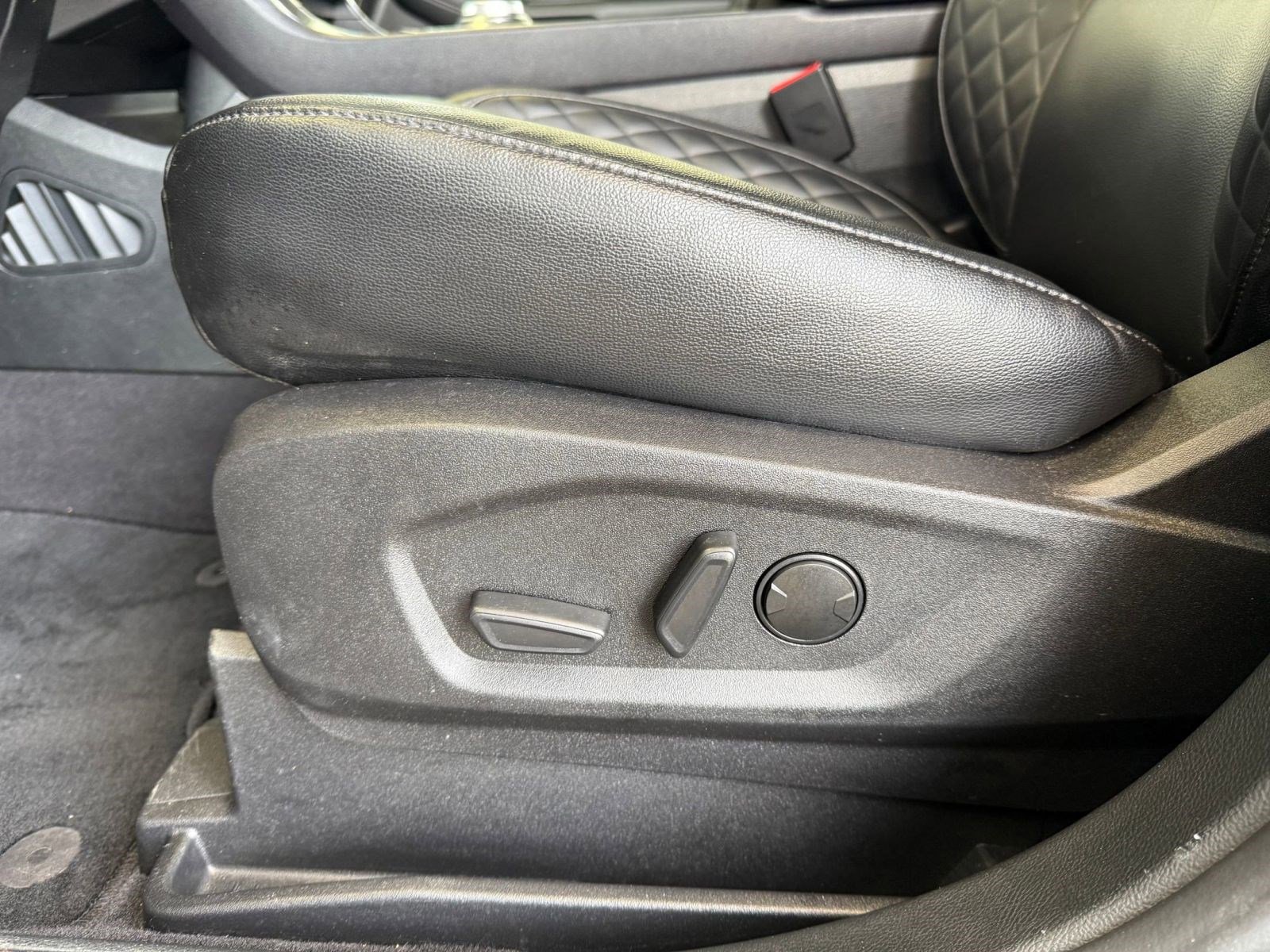 Certified 2024 Ford Edge Titanium image 14