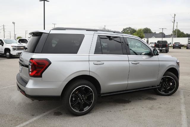 Certified 2024 Ford Expedition Limited image 9