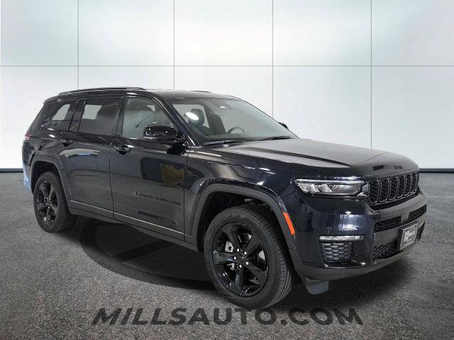 Used 2024 Jeep Grand Cherokee L Limited w/ Black Appearance Package AWD/4WD image 10