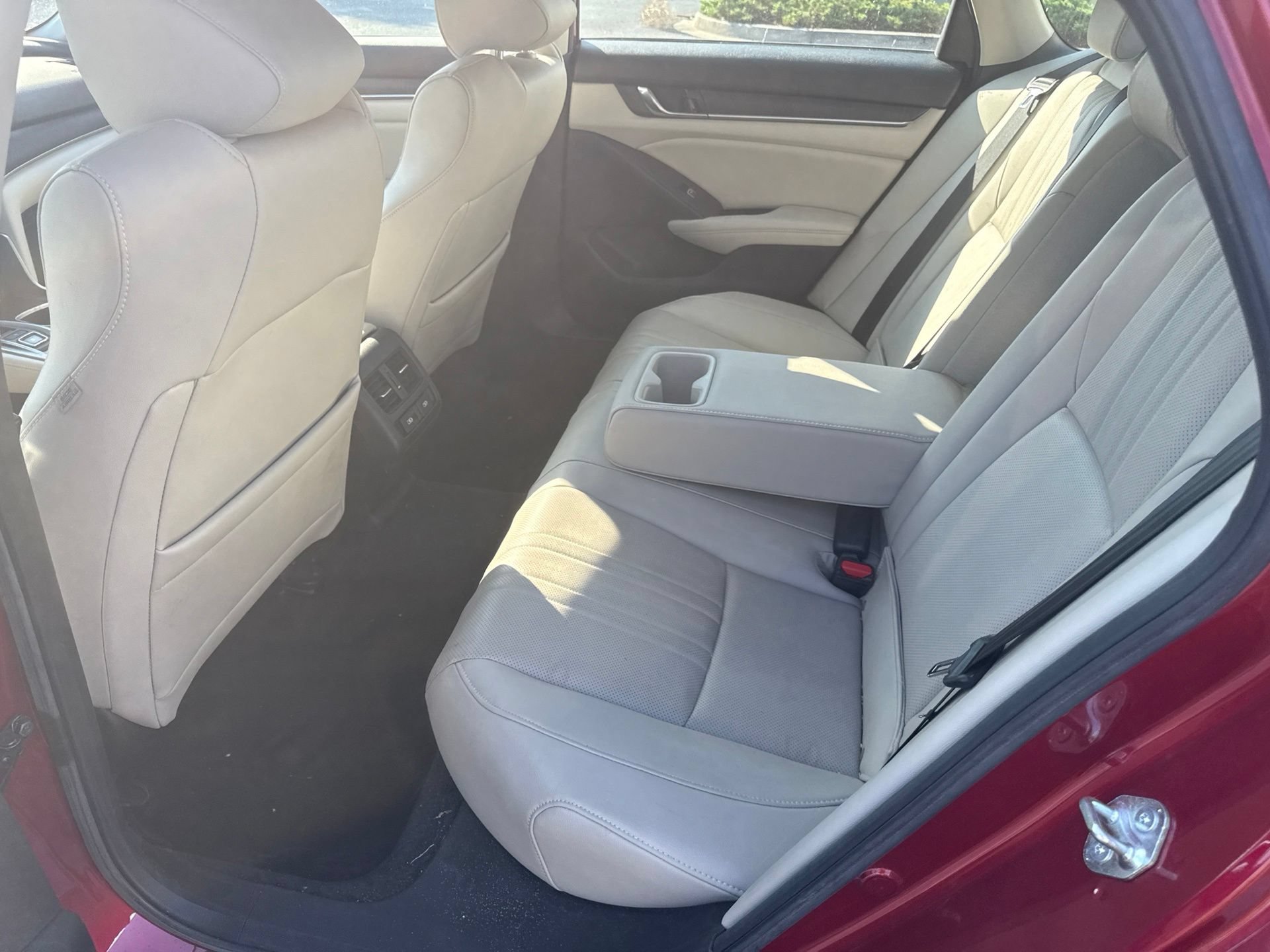 Used 2021 Honda Accord EX-L image 11