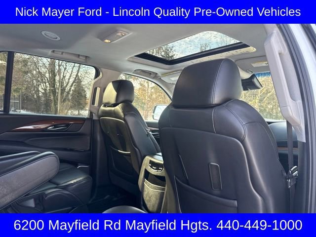 Used 2020 Cadillac Escalade Luxury image 23