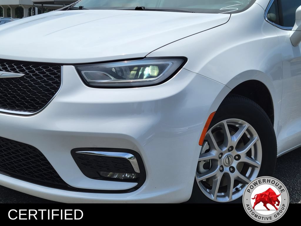 Used 2022 Chrysler Pacifica Touring-L FWD image 11