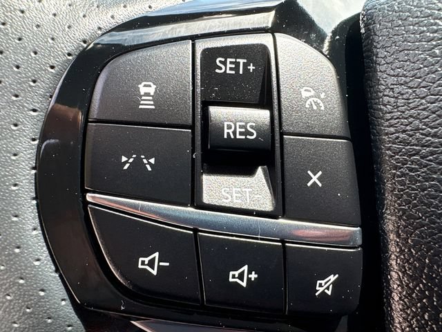 Certified 2025 Ford Explorer ST-Line AWD/4WD image 30