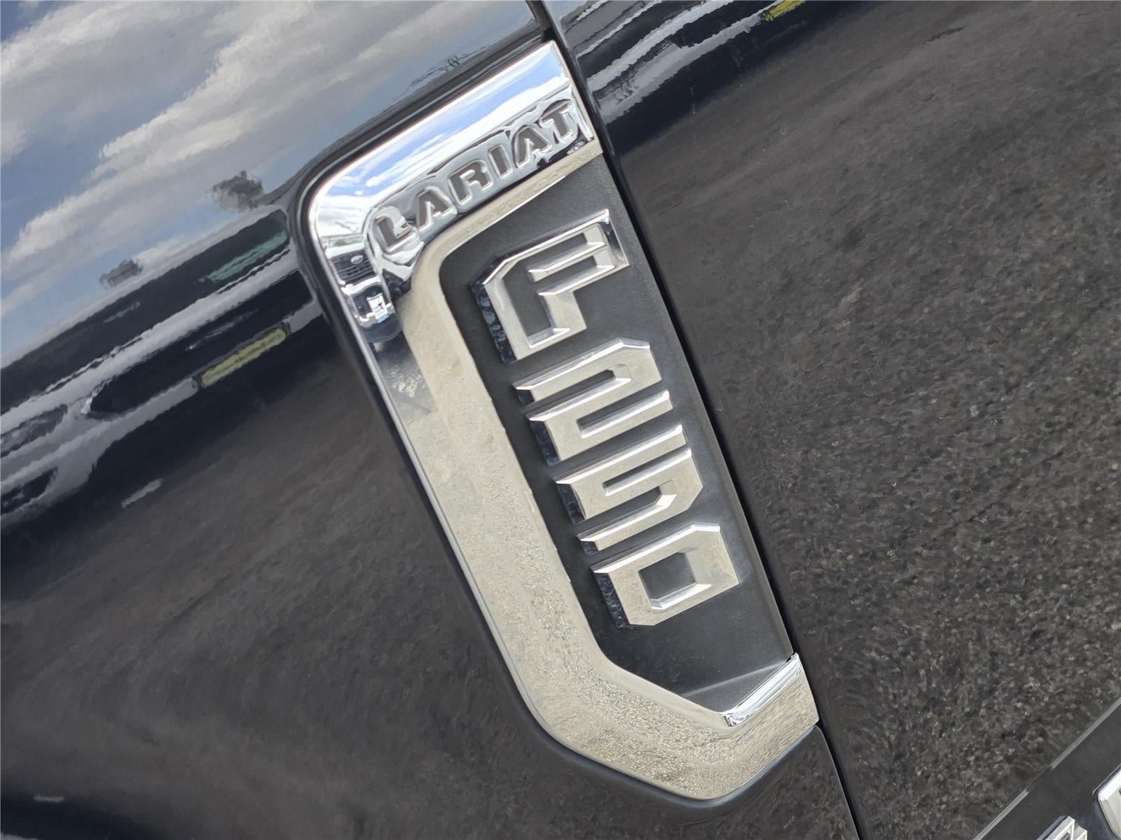 Certified 2022 Ford F250 Lariat w/ Lariat Ultimate Package AWD/4WD image 12