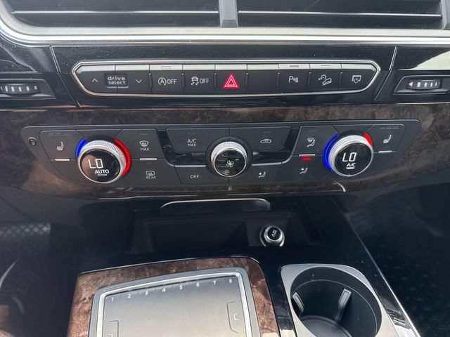 Used 2018 Audi Q7 3.0T Premium Plus AWD/4WD image 31