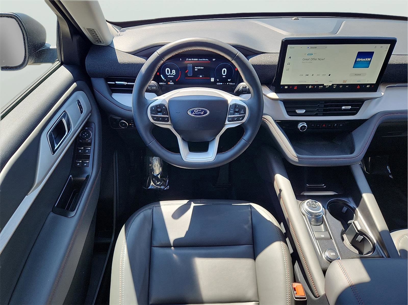 Certified 2025 Ford Explorer Active w/ Active Comfort Package image 9