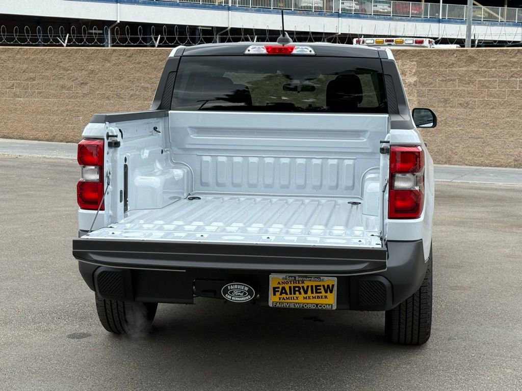 Certified 2025 Ford Maverick XLT w/ Black Appearance Package image 16