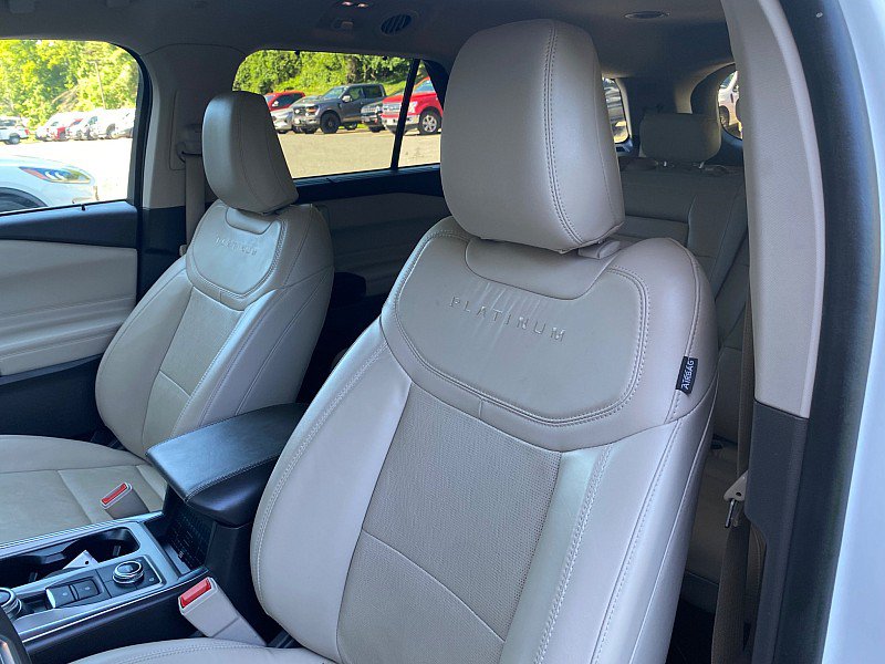 Certified 2023 Ford Explorer Platinum w/ Technology Package AWD/4WD image 25