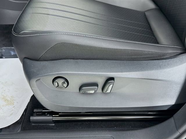 Used 2022 Volkswagen Tiguan SE image 18