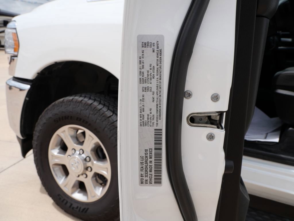 Used 2024 RAM 3500 Big Horn image 26
