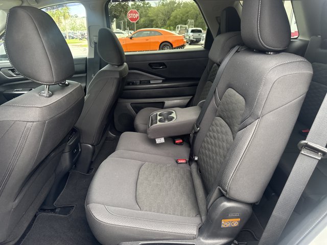 Used 2024 Nissan Pathfinder SV w/ Cargo Package FWD image 18