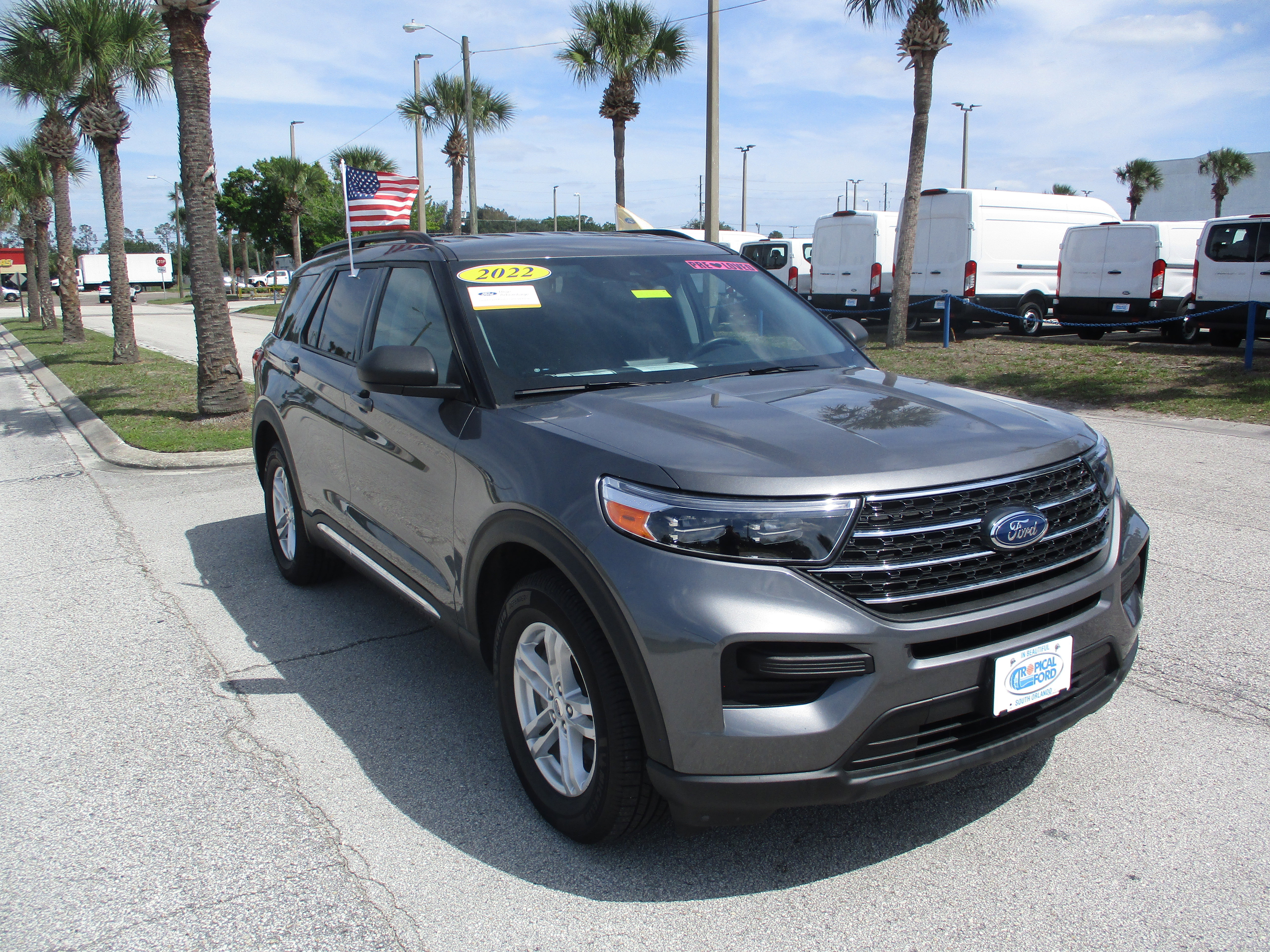 Certified 2022 Ford Explorer XLT image 7