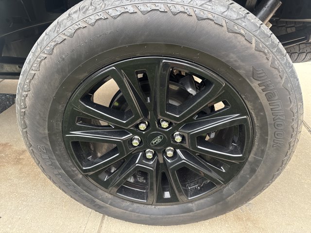 Certified 2025 Ford F150 Platinum w/ Equipment Group 702A High AWD/4WD image 10
