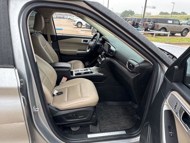 Certified 2021 Ford Explorer Limited w/ Equipment Group 301A RWD image 14