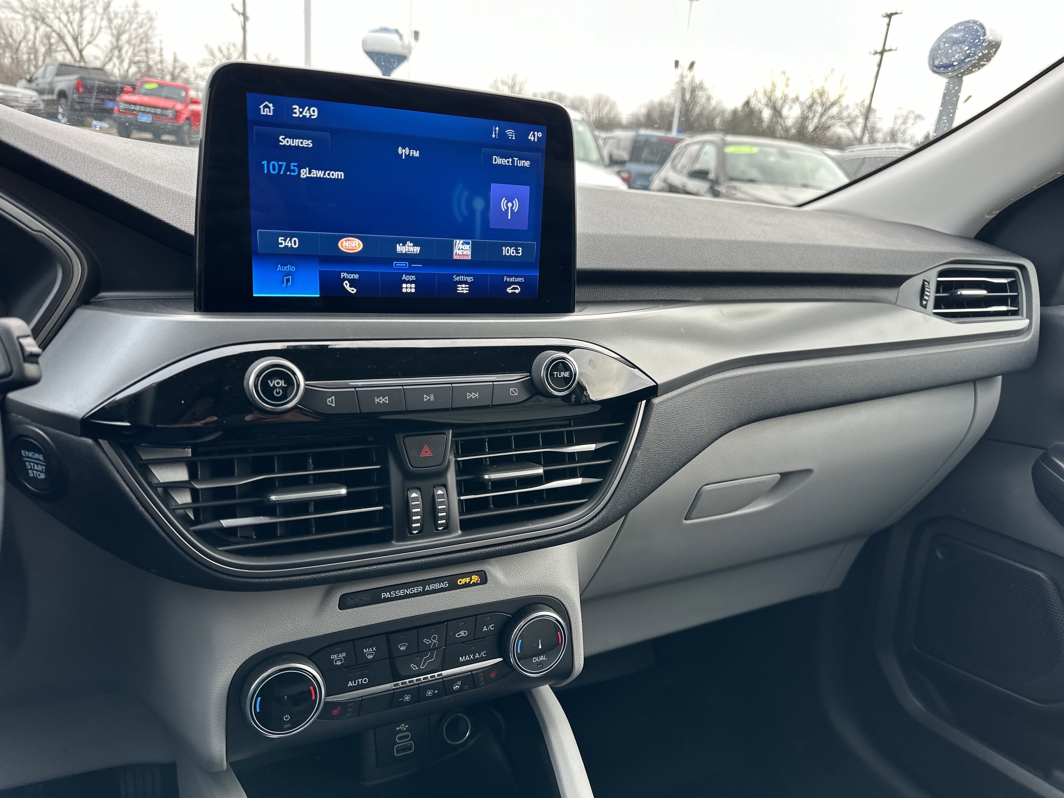 Certified 2025 Ford Escape Active w/ Cold Weather Package image 17