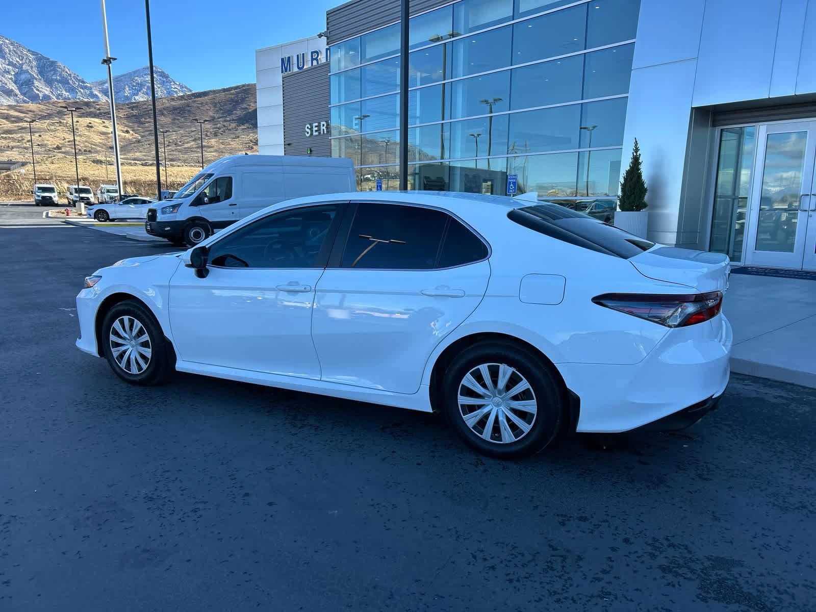 Used 2023 Toyota Camry LE image 7