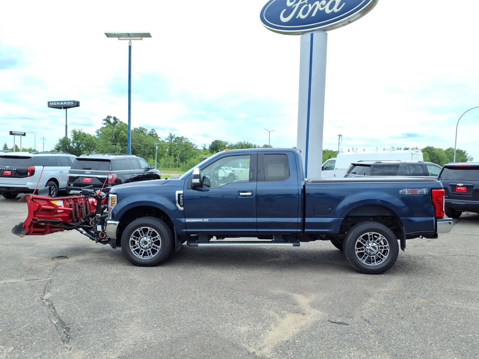 Certified 2019 Ford F350 XLT w/ XLT Premium Package AWD/4WD image 2