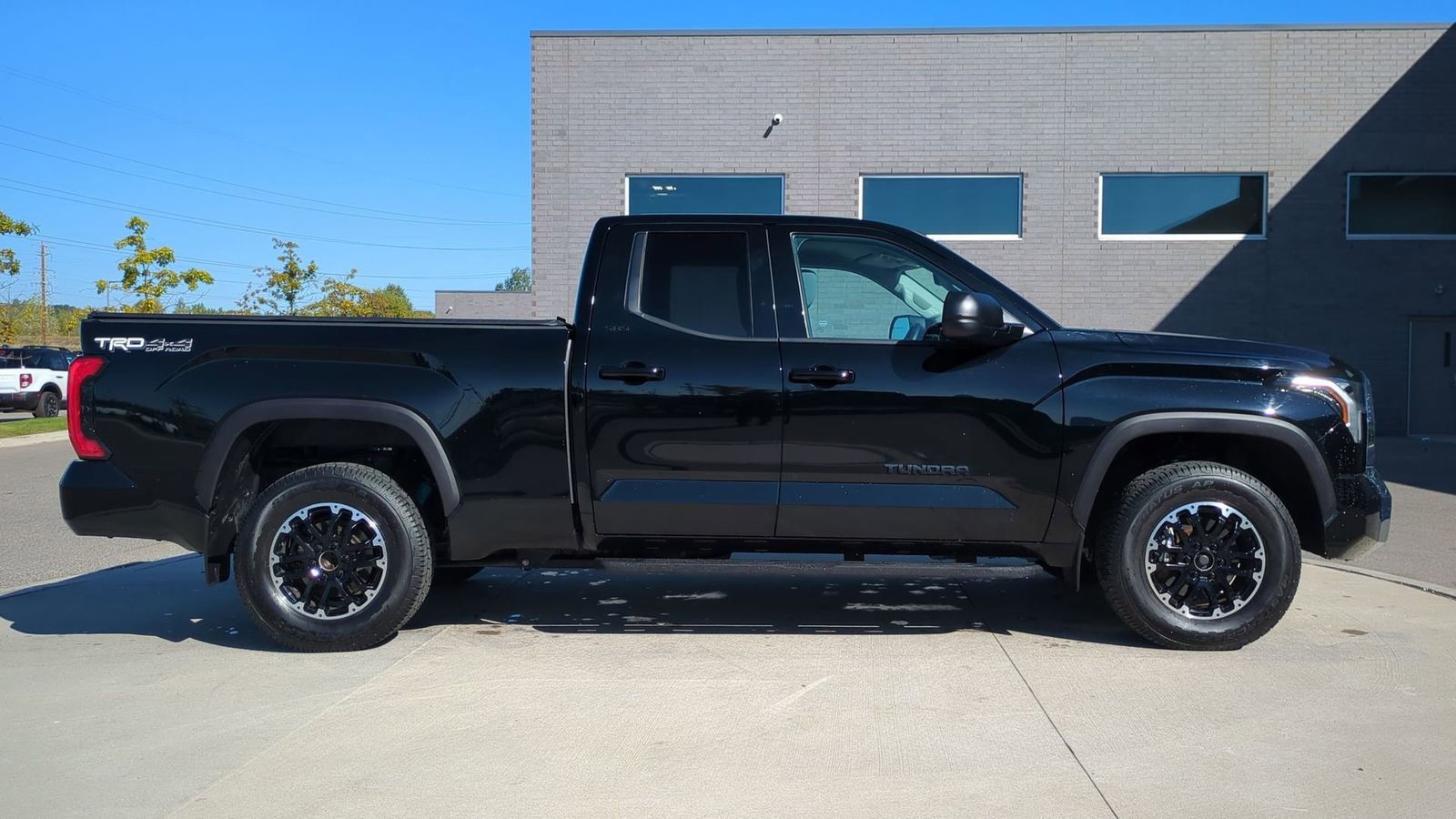 Used 2023 Toyota Tundra SR5 image 7