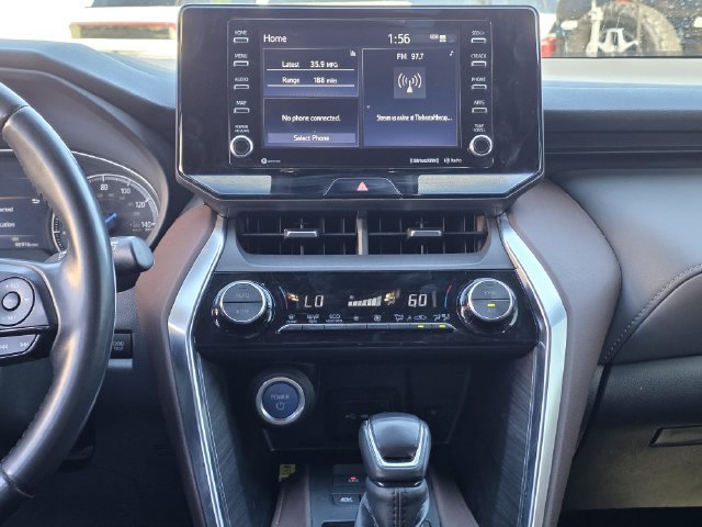 Used 2021 Toyota Venza XLE AWD/4WD image 9