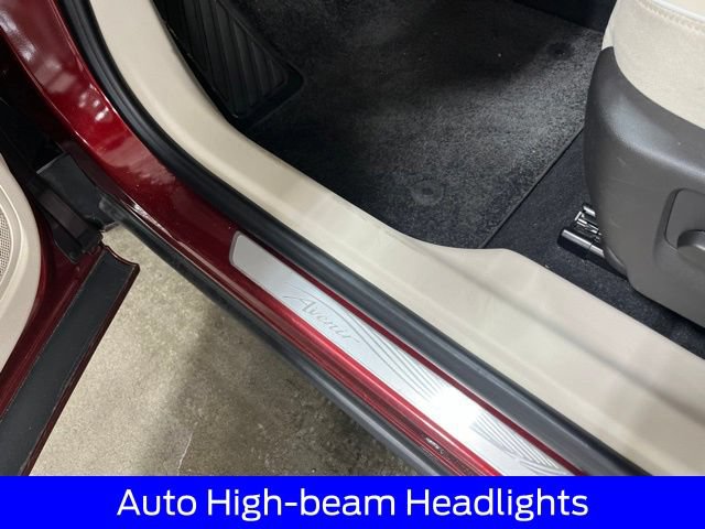 Used 2022 Buick Envision Avenir w/ Technology Package II AWD/4WD image 30