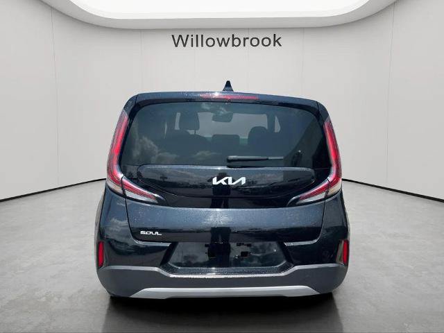Used 2025 Kia Soul LX w/ LX Technology Package FWD image 4