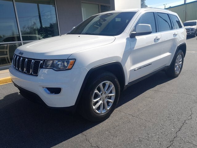 Used 2021 Jeep Grand Cherokee Laredo AWD/4WD image 2