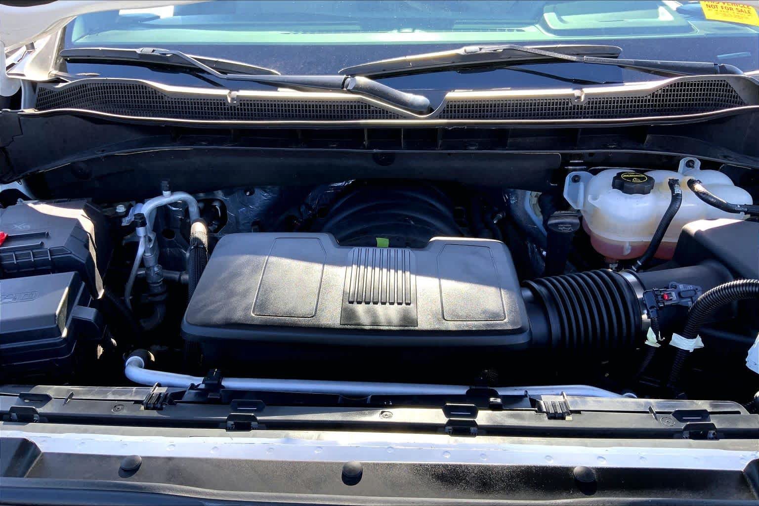 Used 2024 Chevrolet Silverado 1500 LT Trail Boss w/ Convenience Package II AWD/4WD image 28