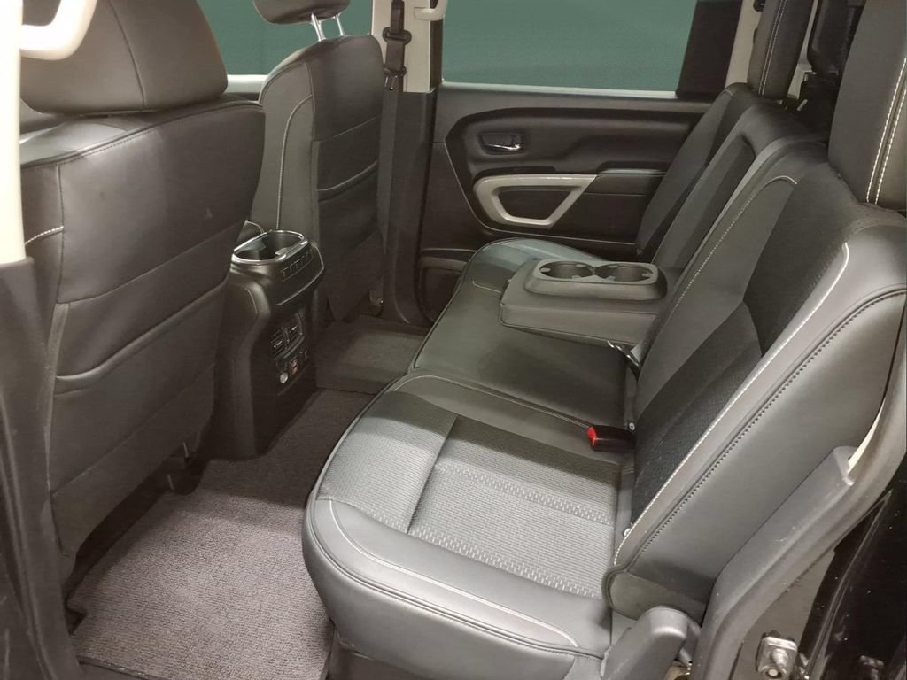 Used 2019 Nissan Titan PRO-4X AWD/4WD image 25