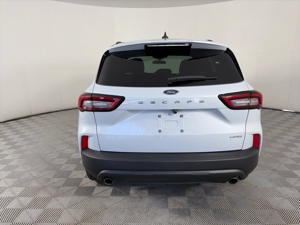 Certified 2025 Ford Escape ST-Line Select AWD/4WD image 6