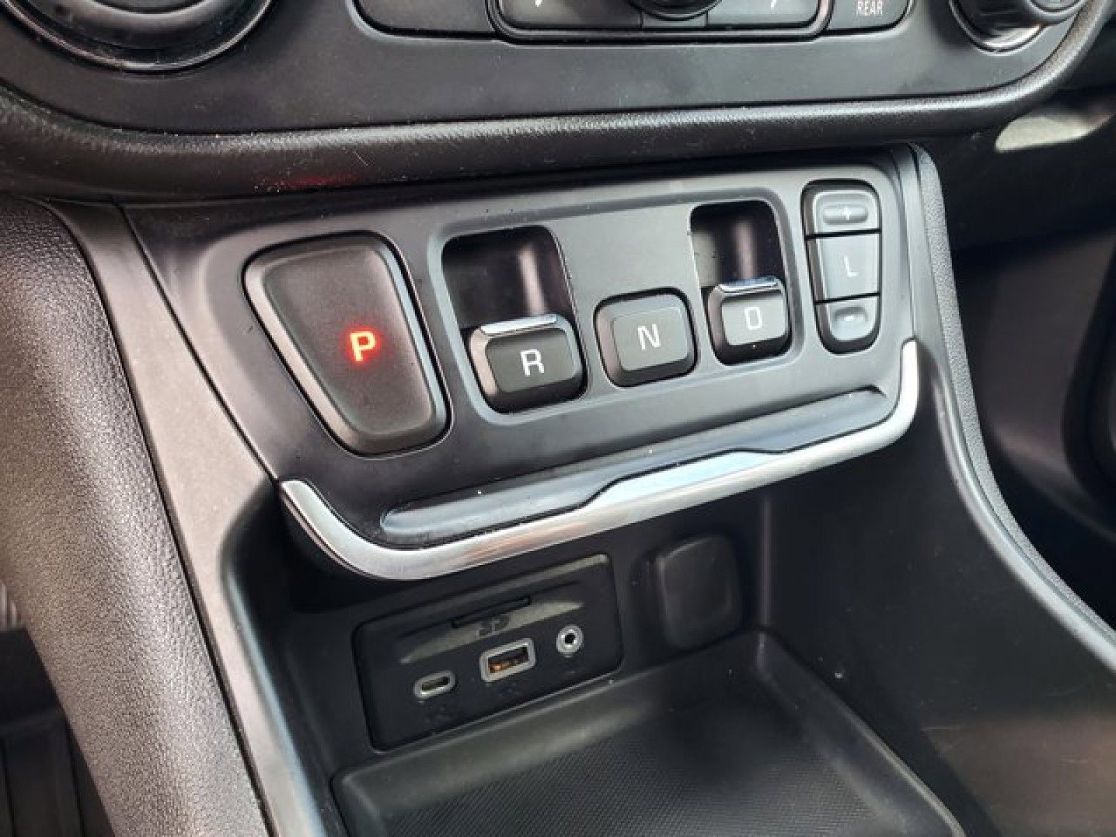 Used 2019 GMC Terrain SLE w/ Driver Convenience Package image 25