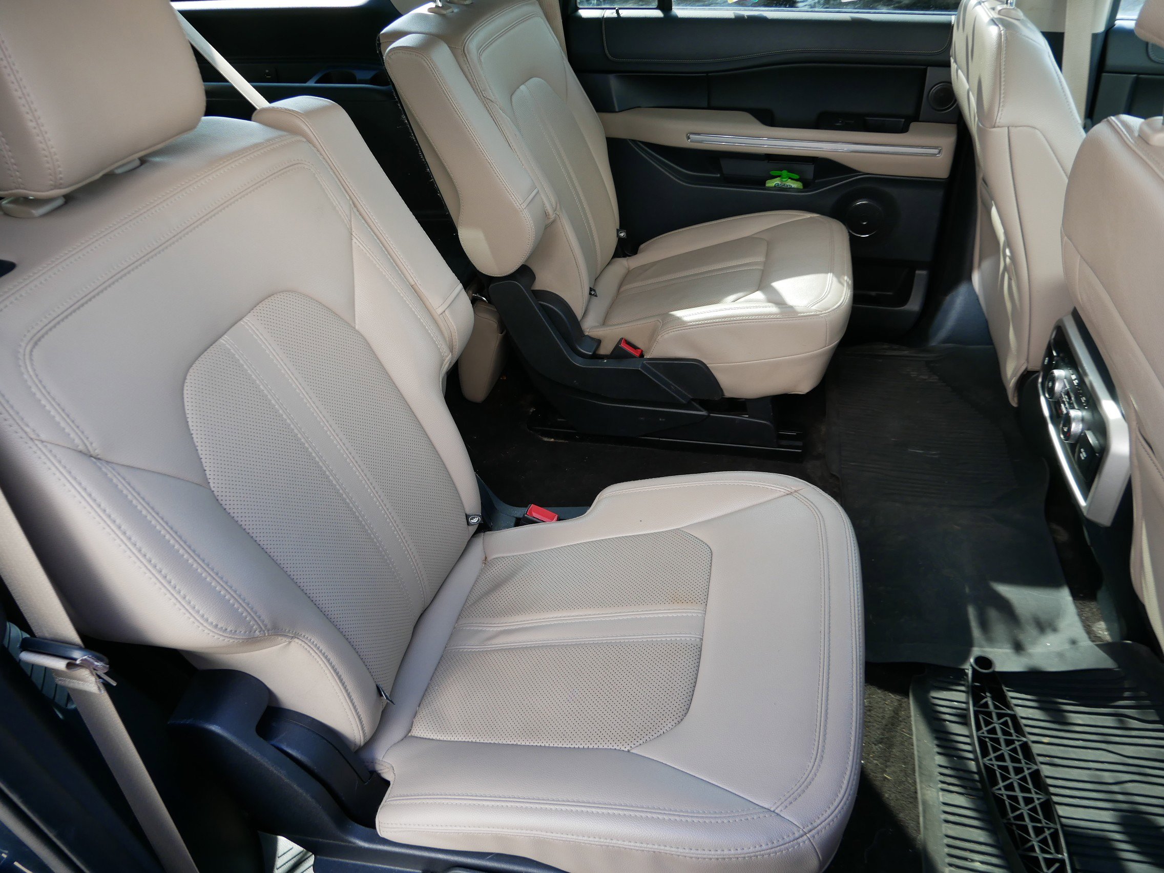 Certified 2022 Ford Expedition Max Limited AWD/4WD image 24