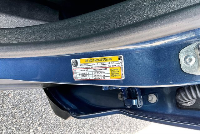 Used 2025 Chevrolet Equinox LT FWD image 36